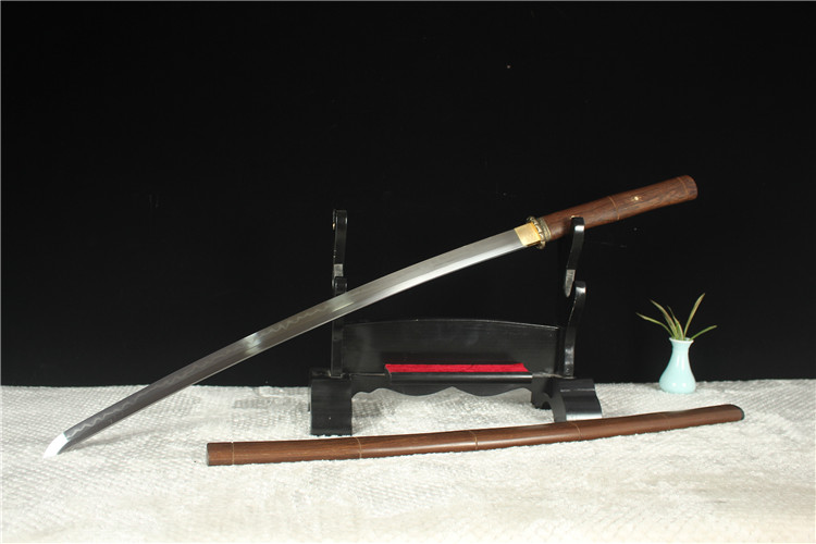 26寸长款T10钢覆土烧刃花梨木一体竹节型合居刀——至寒- 大祚榮刀劔대조영도검 网站图片授権给大祚榮刀 劔獨家使用,不许韓國其它企业盗版,发现盗用行为必究法