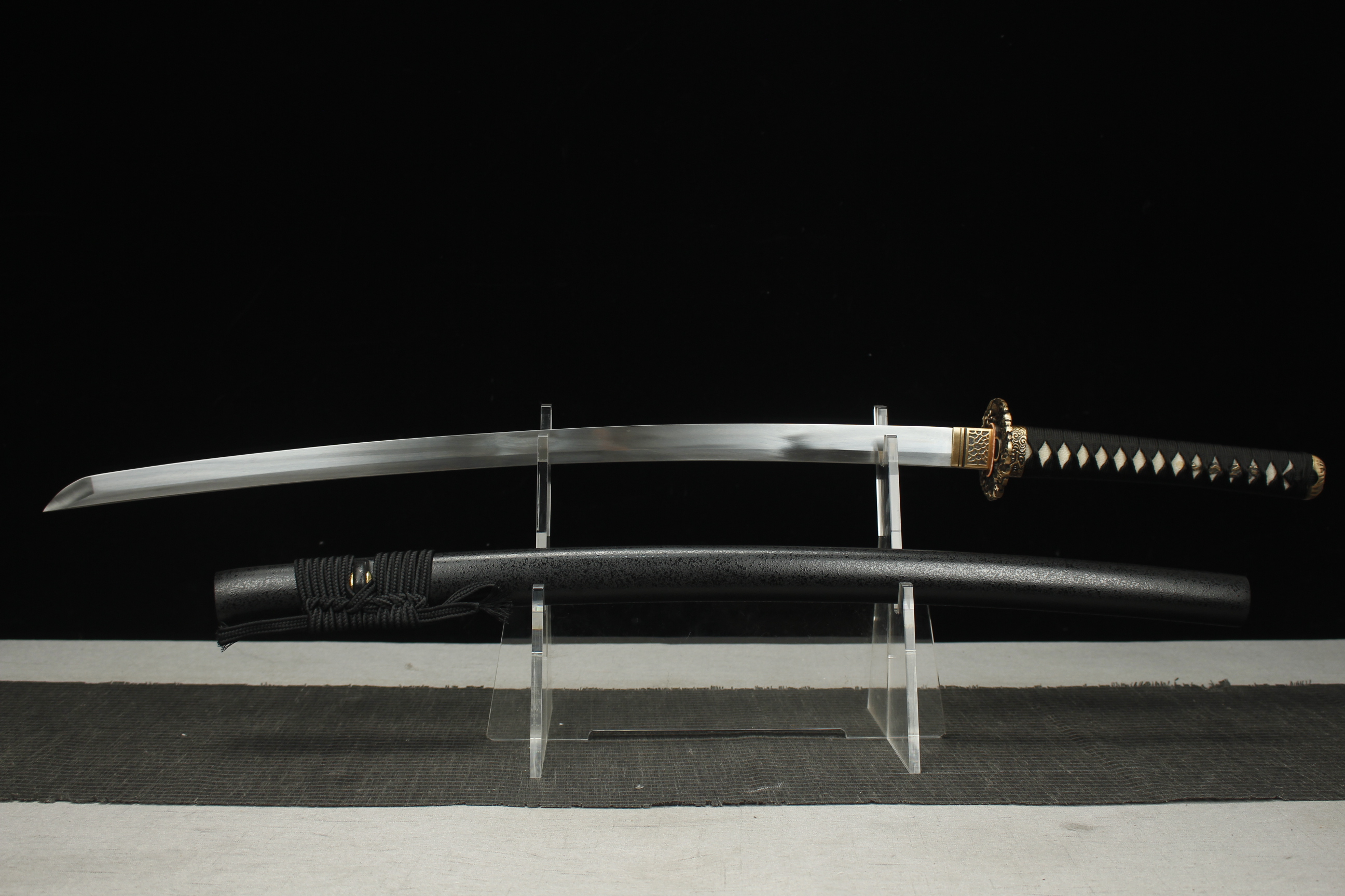 长款26寸性能武士刀打刀——入云龙 - 大祚榮刀劔 대조영도검 网站图片授権给大祚榮刀劔獨家使用,不许韓國其它企业盗版,发现盗用行为必究法