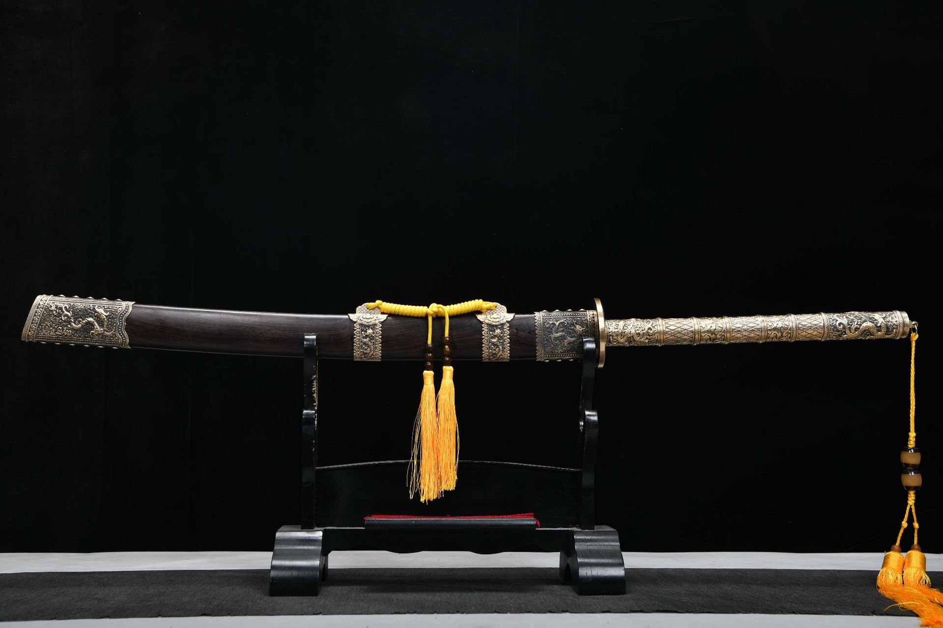 2200新款手作 长款24寸花纹钢烧刃战刀——康熙战刃(豪华装) 编号:590872402201453 - 大祚榮刀劔 대조영도검 网站图片授 ...